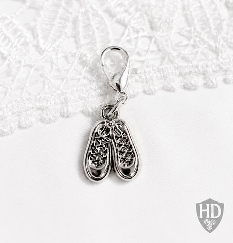 Ghillie Bib Charm by HD - FREE P&P in the UK